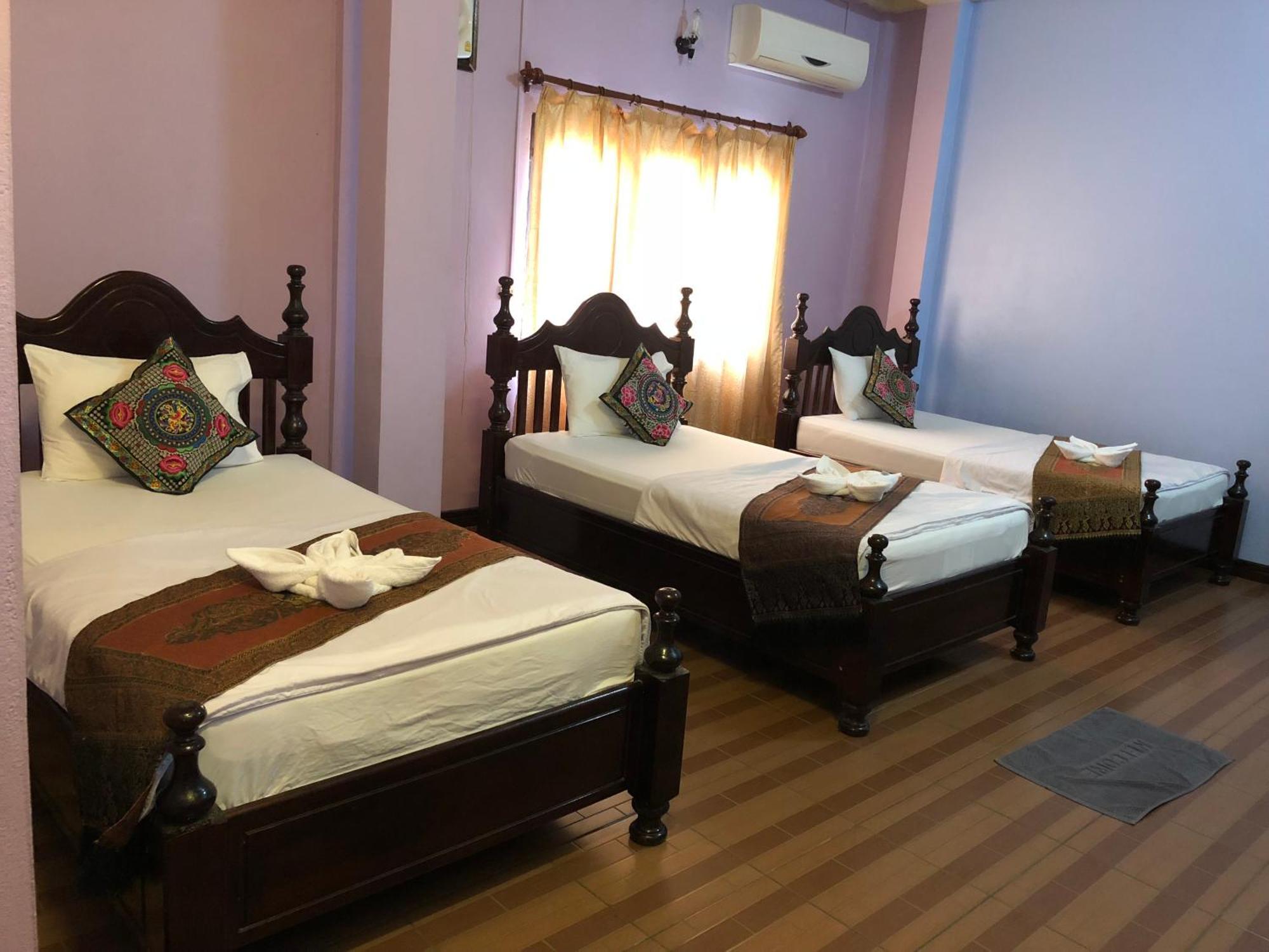 ואנג ויינג Soutjai Guesthouse & Restaurant מראה חיצוני תמונה