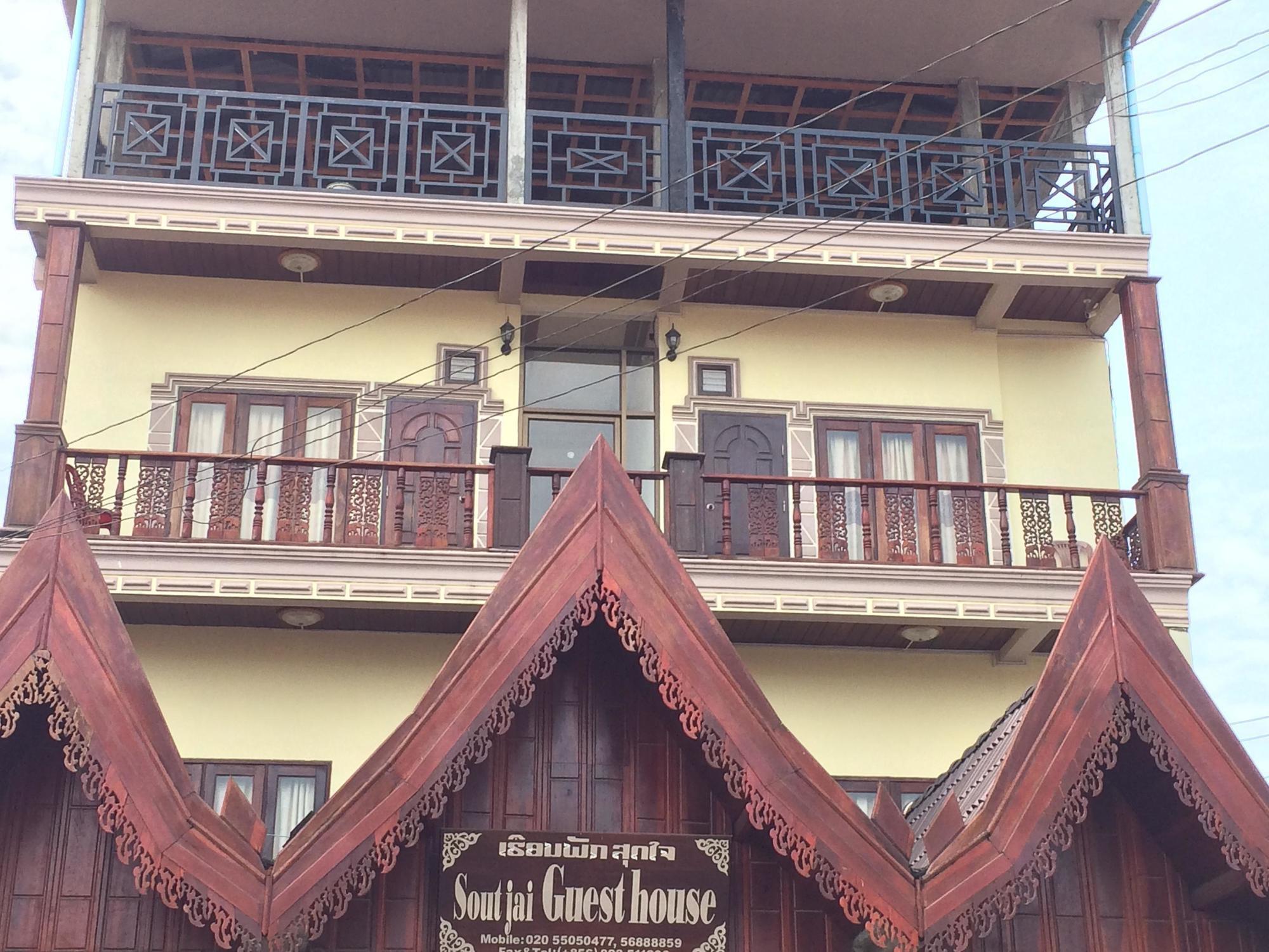 ואנג ויינג Soutjai Guesthouse & Restaurant מראה חיצוני תמונה